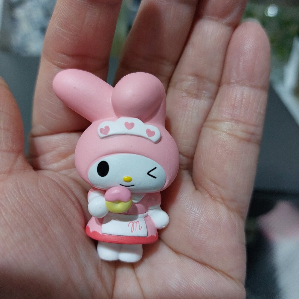Super Cute Mini My Melody Blinking Melody Figurine Figure Toy Dress Donut
